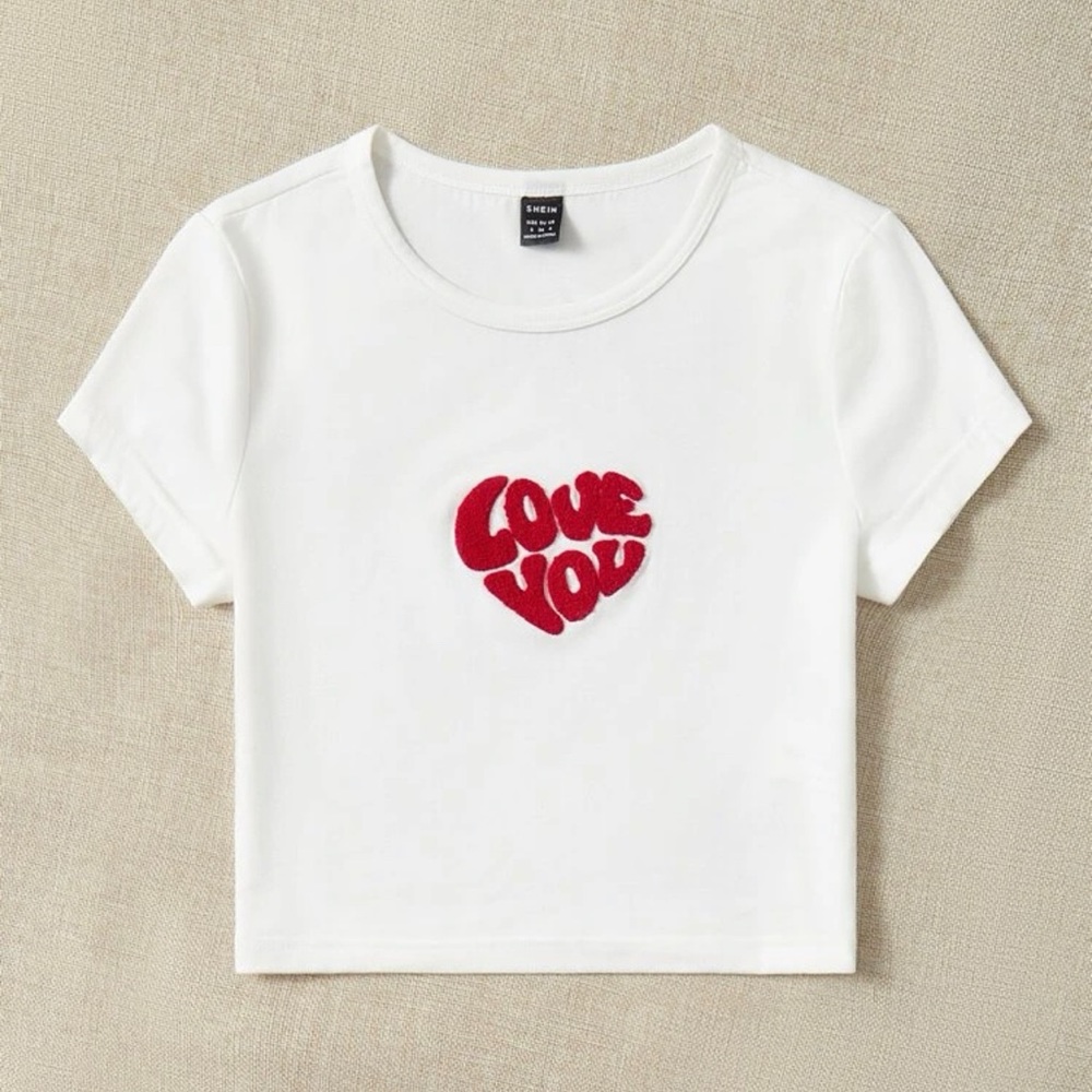 SHEIN White Graphic Baby Tee